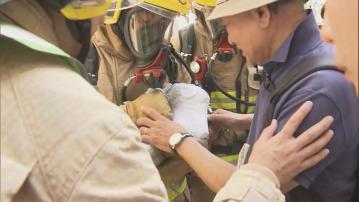 深水埗唐樓單位起火 兩人不適