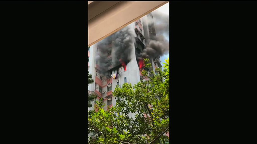 荃灣住宅火警近百人疏散無人傷