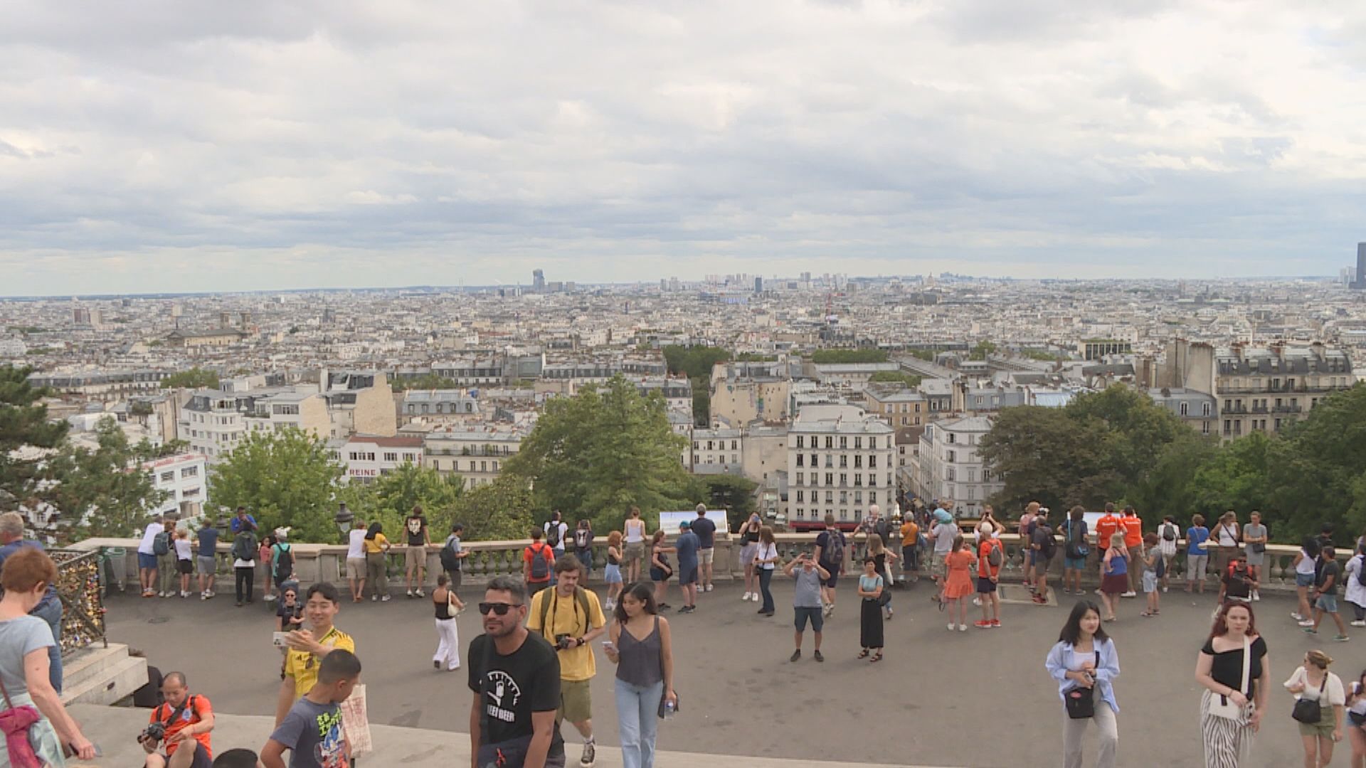 惠譽下調法國主權信用評級至歷史最低A+