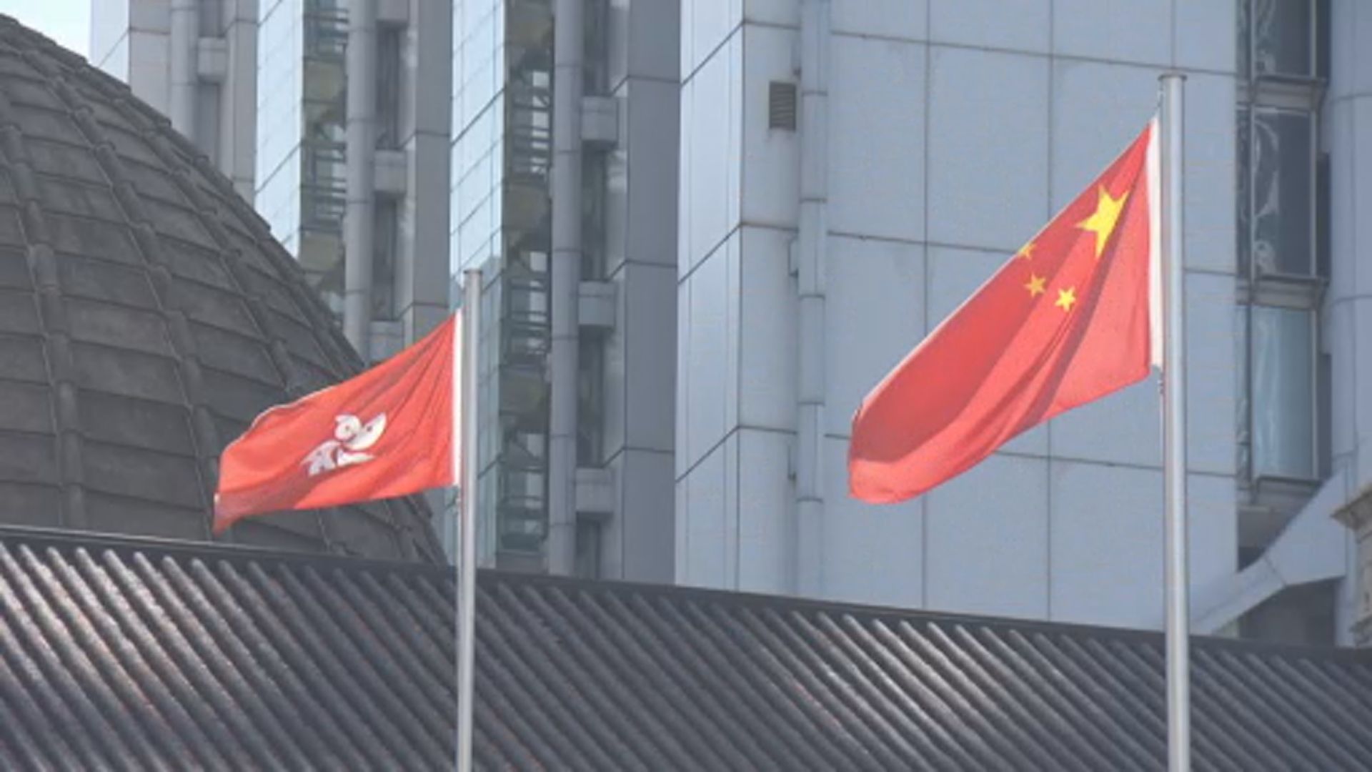 國旗及國徽修訂草案周五刊憲　禁網上侮辱國旗或國徽