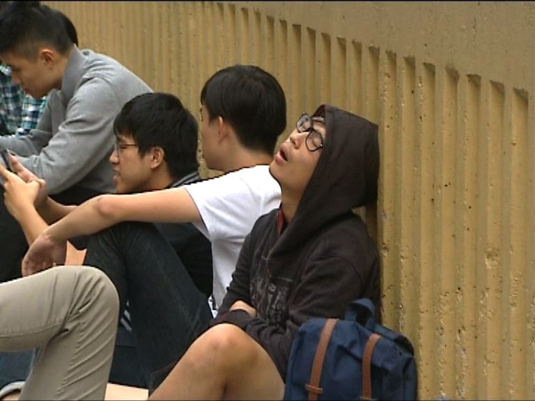 港中大戰門票早上開售多人輪候