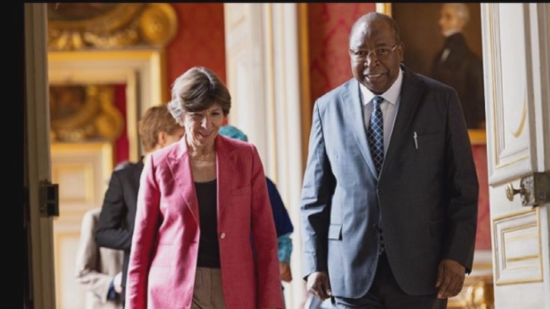 法外長促釋放尼日爾民選總統巴祖姆