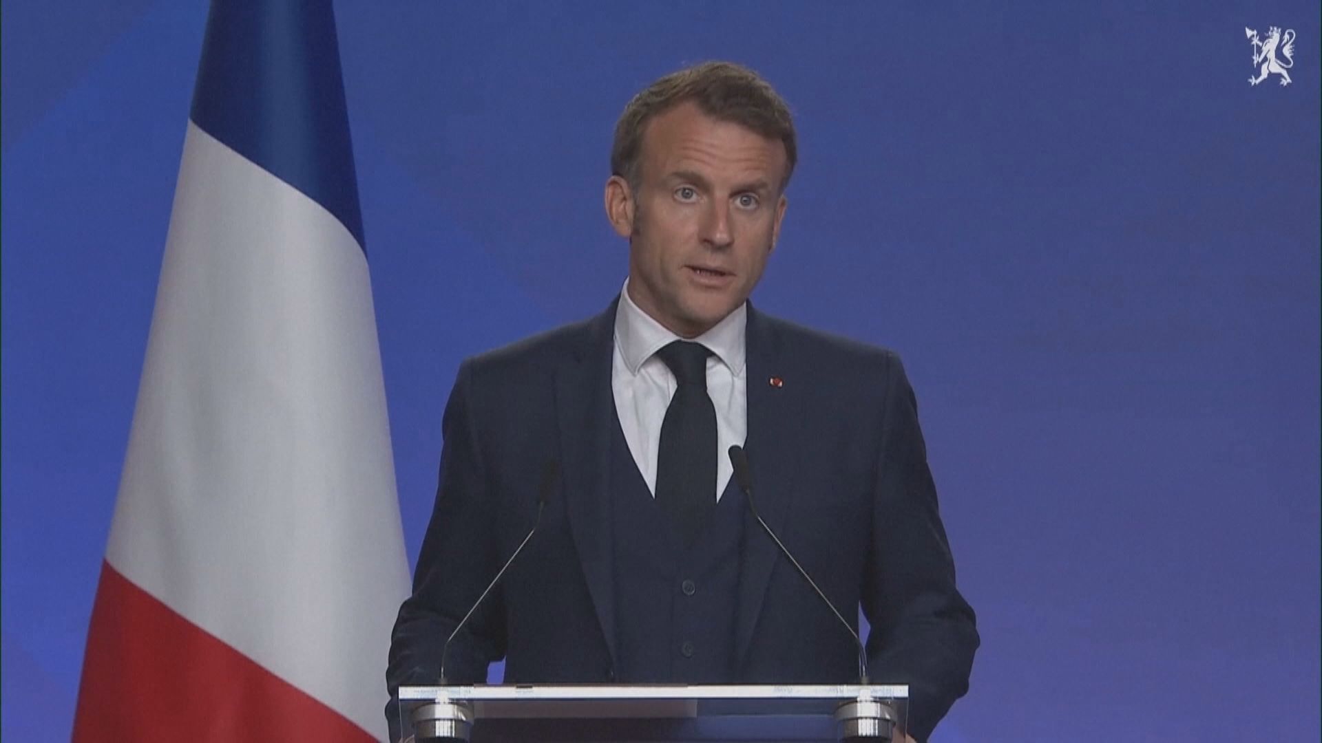 馬克龍將於48小時內任命新總理