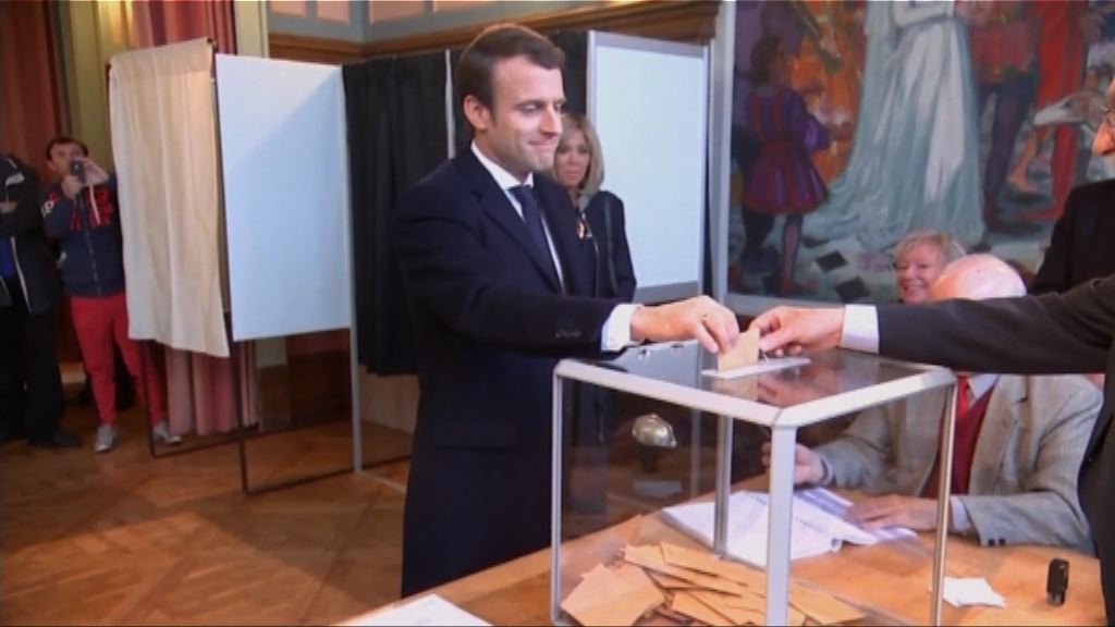 法國總統能否有效施政　視乎下月國會選舉