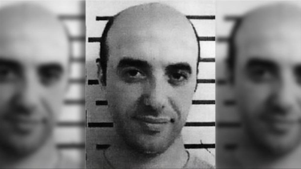 法國殺警囚犯乘直升機越獄