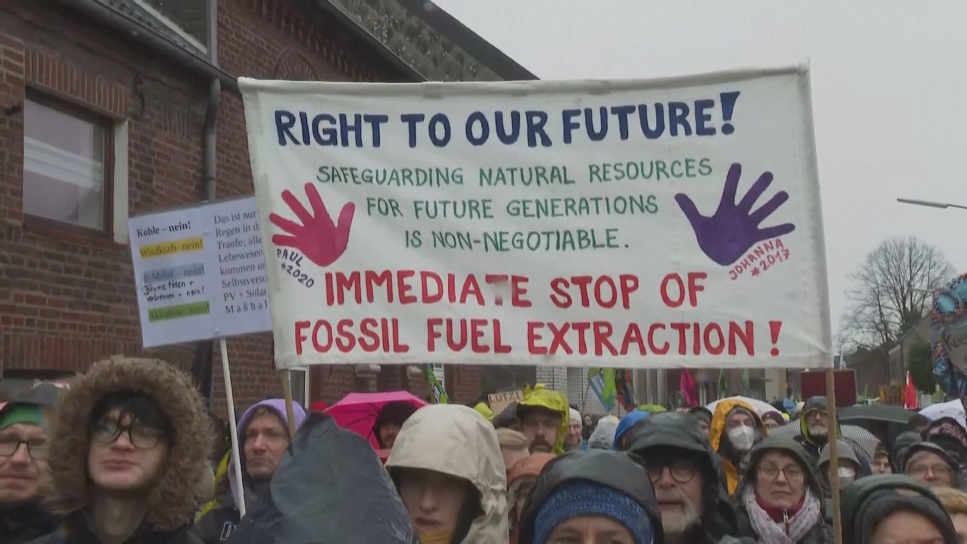 德國村莊反煤礦示威集會釀警民衝突