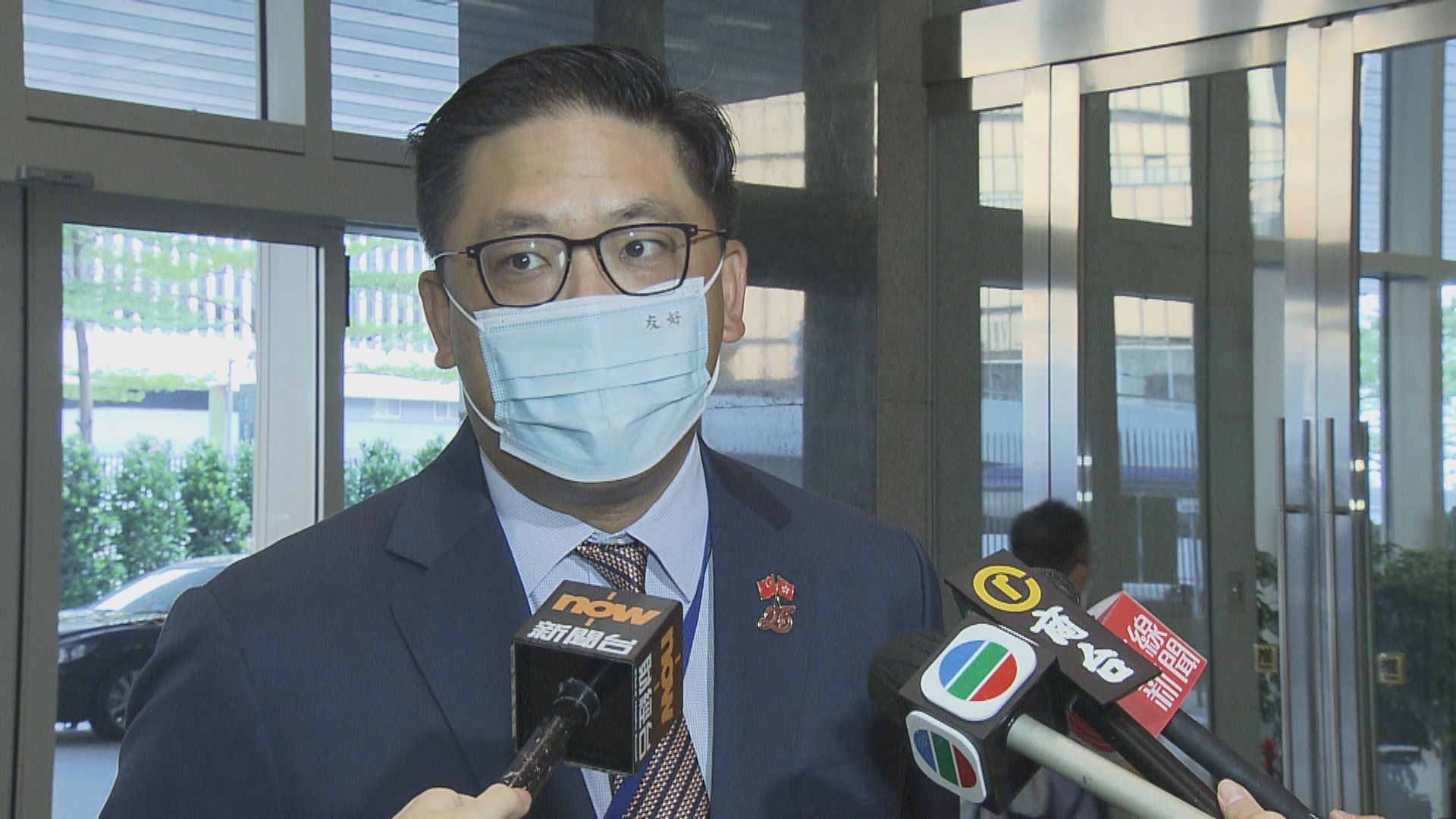 17名新委任副局長及政治助理履新