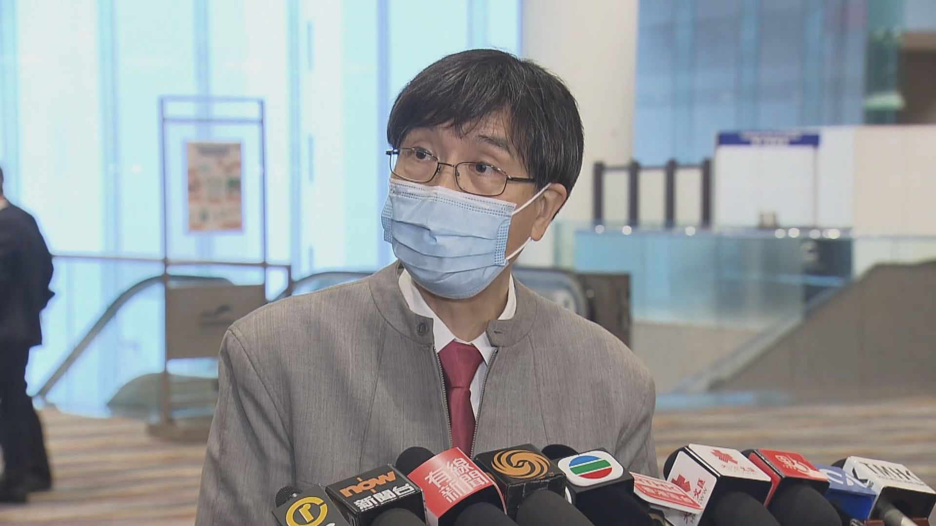 袁國勇：未清楚南非變種病毒出現了多少代傳播