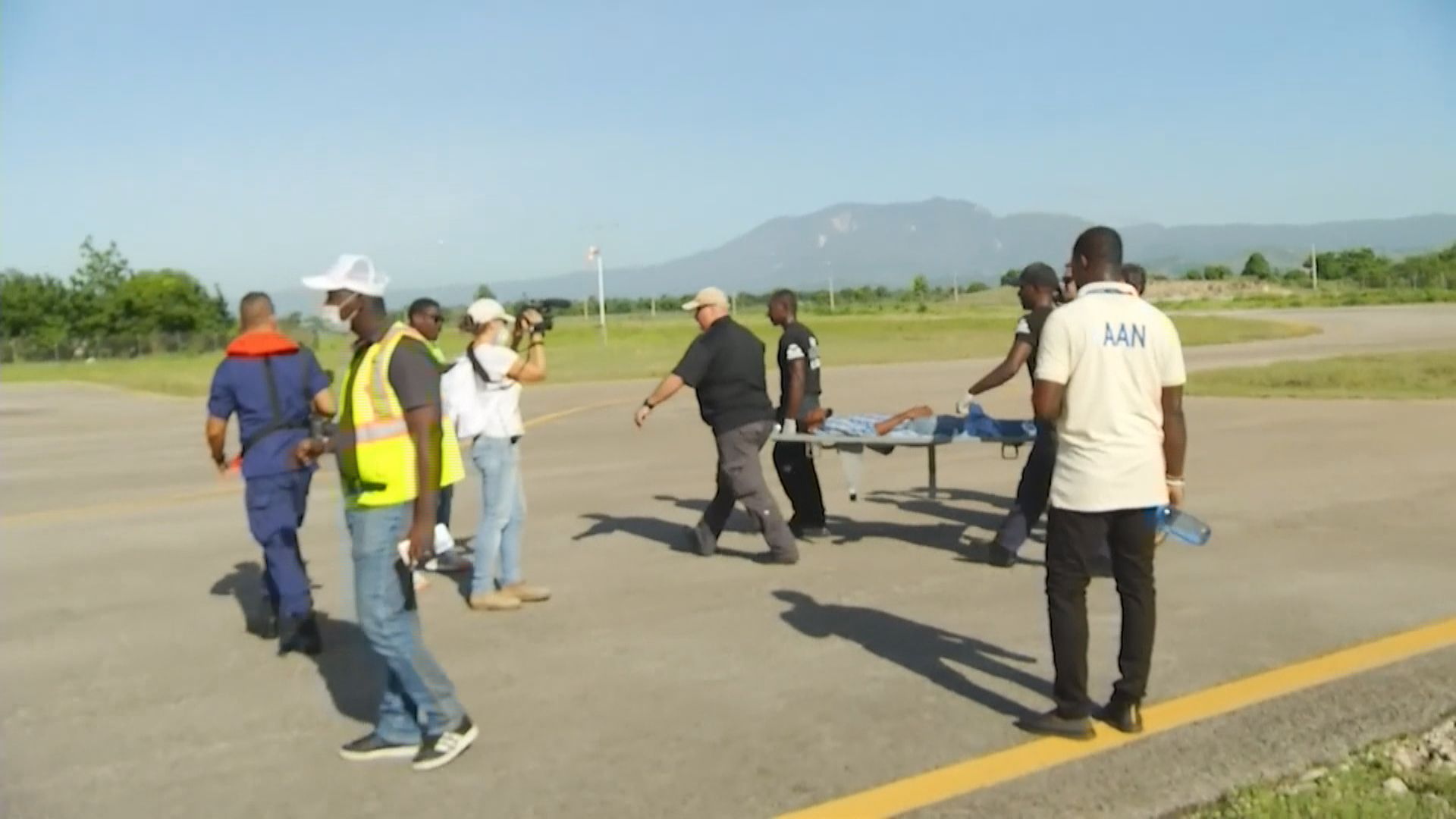 海地7.2級地震死亡人數增至逾1400人