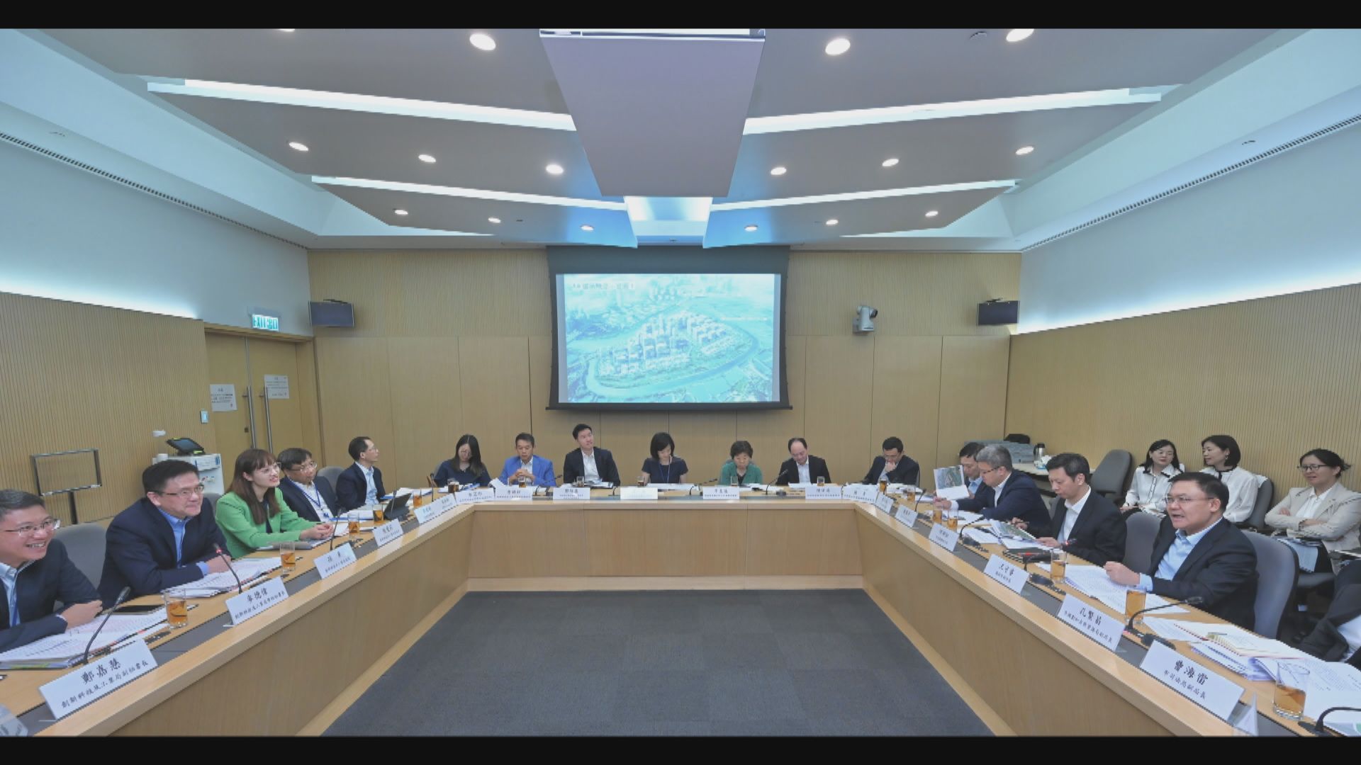 深港兩地商討河套區便利科研人員往返措施
