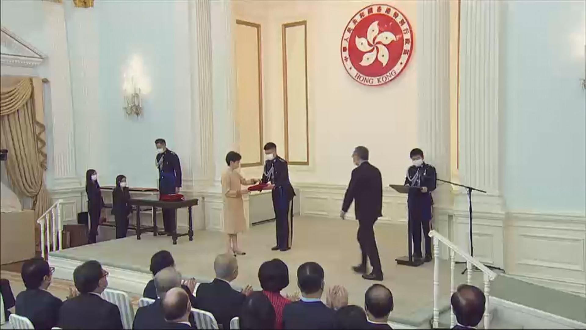林鄭月娥主持今屆任期最後一次授勳典禮