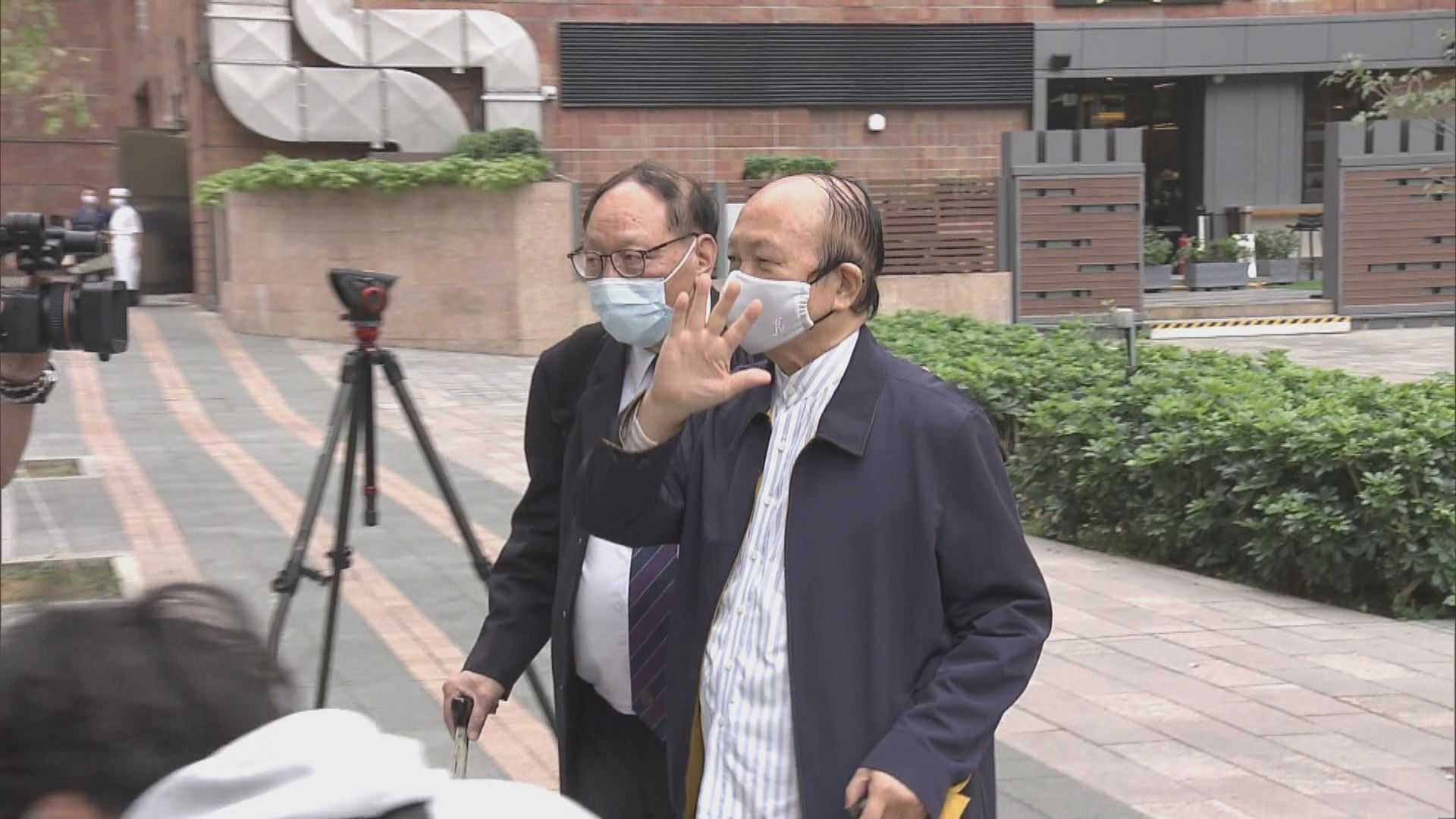 詹培忠及兒子詹劍崙涉串謀詐騙　案件下午提堂