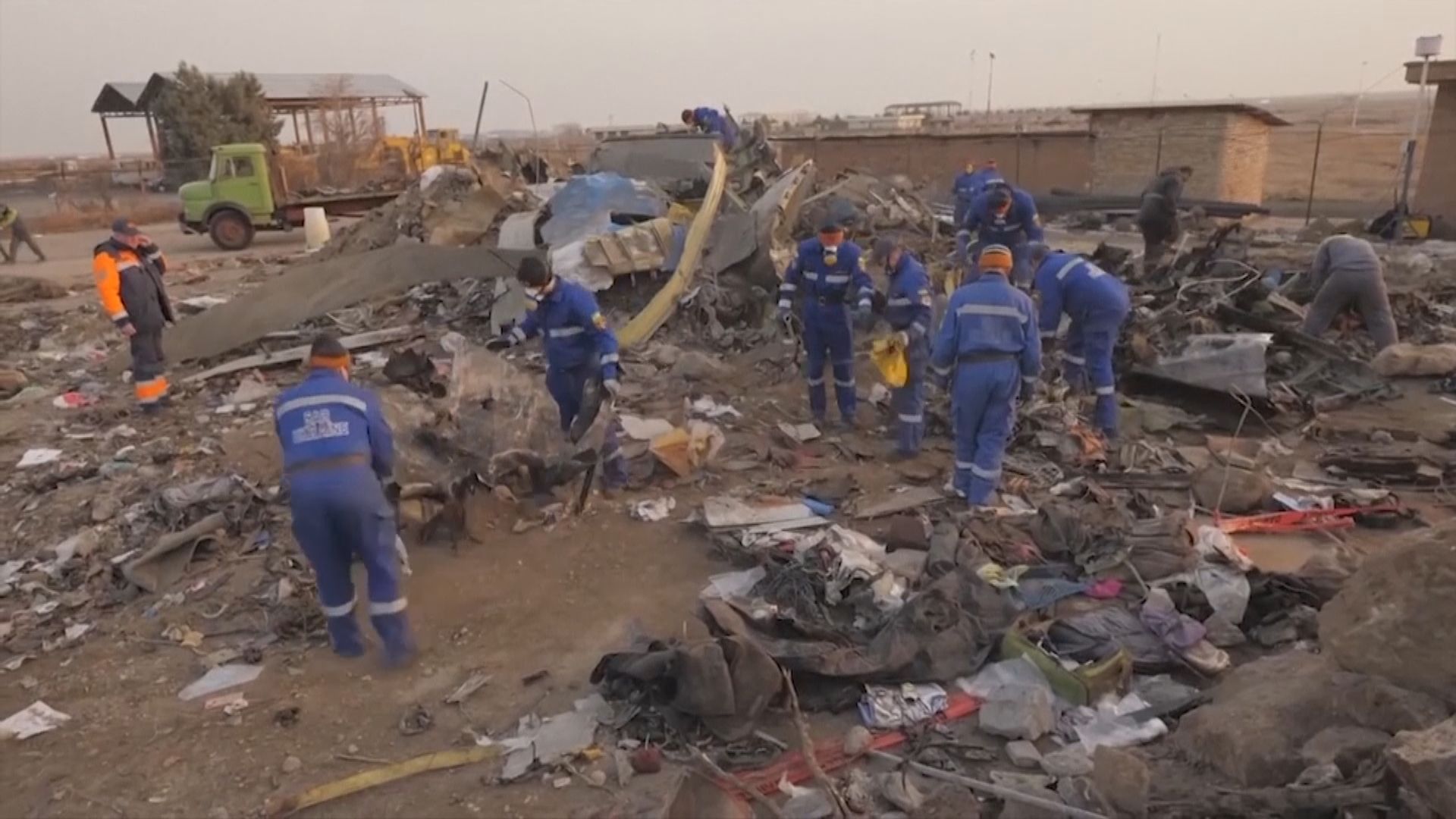 被伊朗擊落烏克蘭客機起火後圖折返機場時墜毀