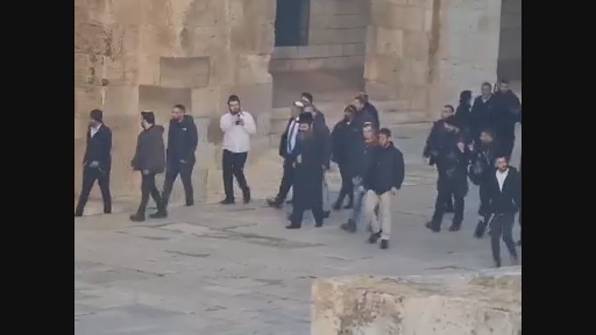 以色列極右國安部長不理反對　到訪阿克薩清真寺