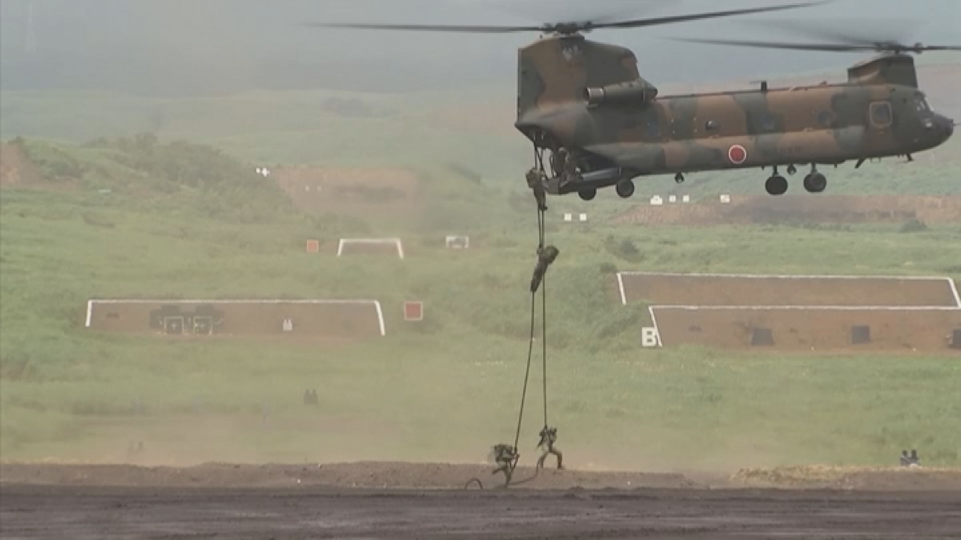日防衛省擬設首個奪島訓練場