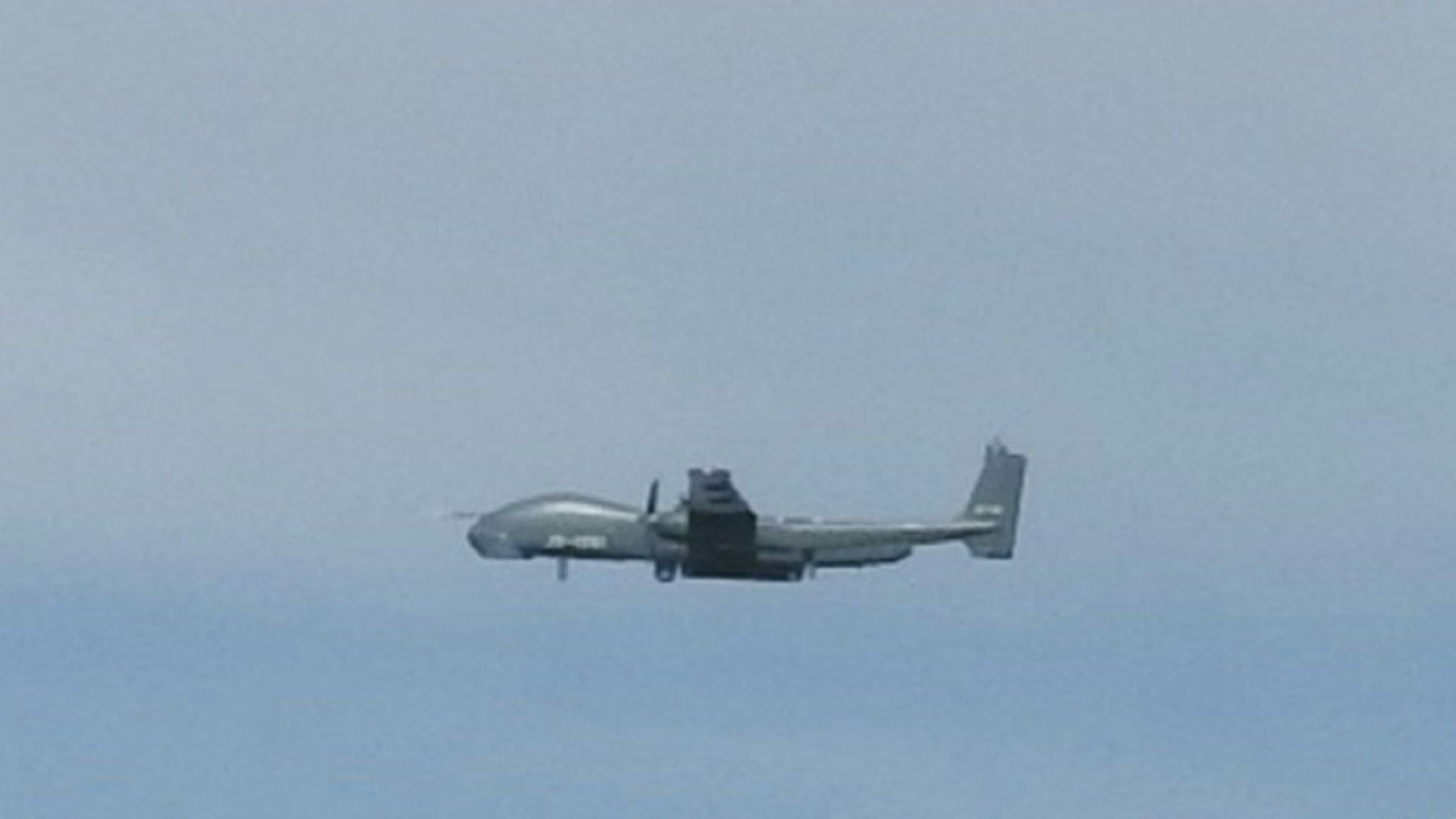 日本防衛省指在東海發現可能是中國的無人機