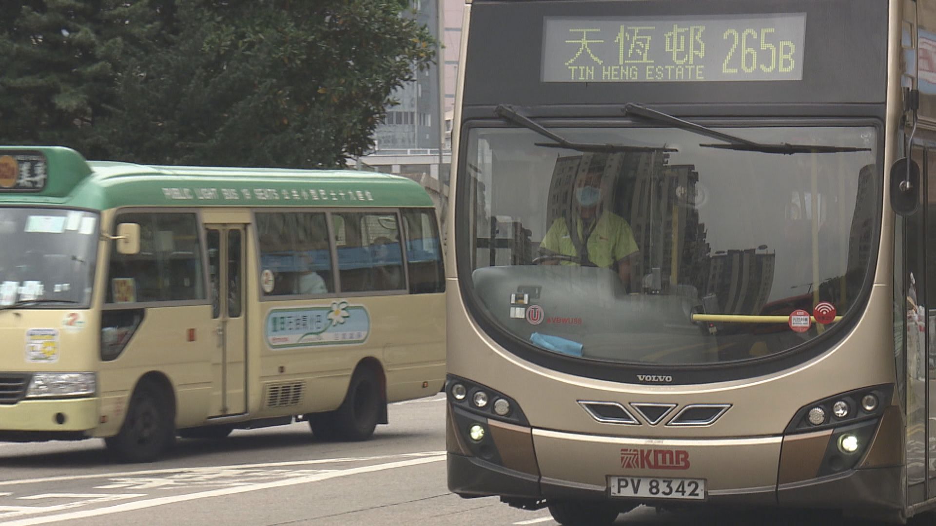 九巴因應疫情停駛廿一條巴士線