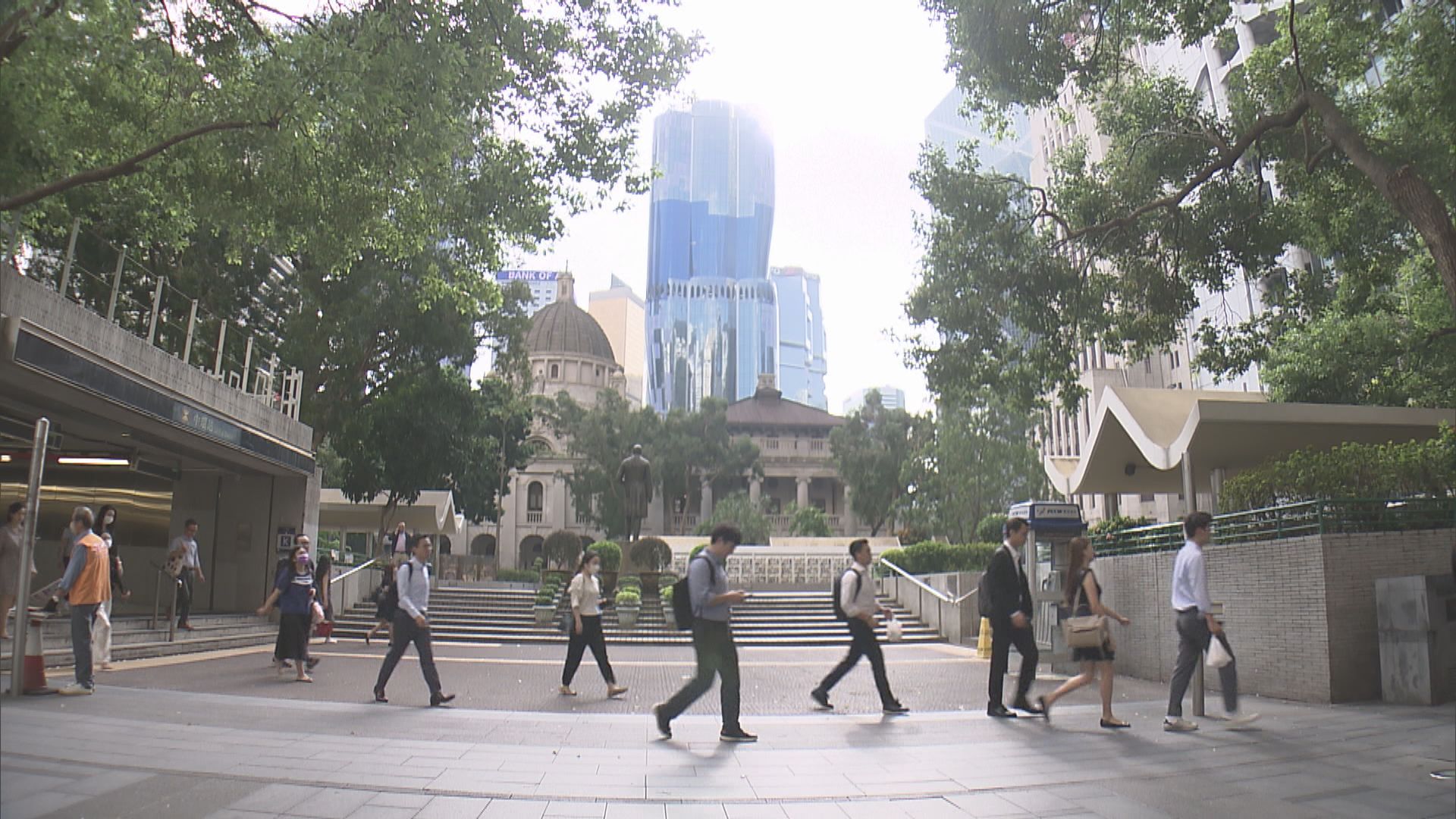 公務員團隊欠18000人