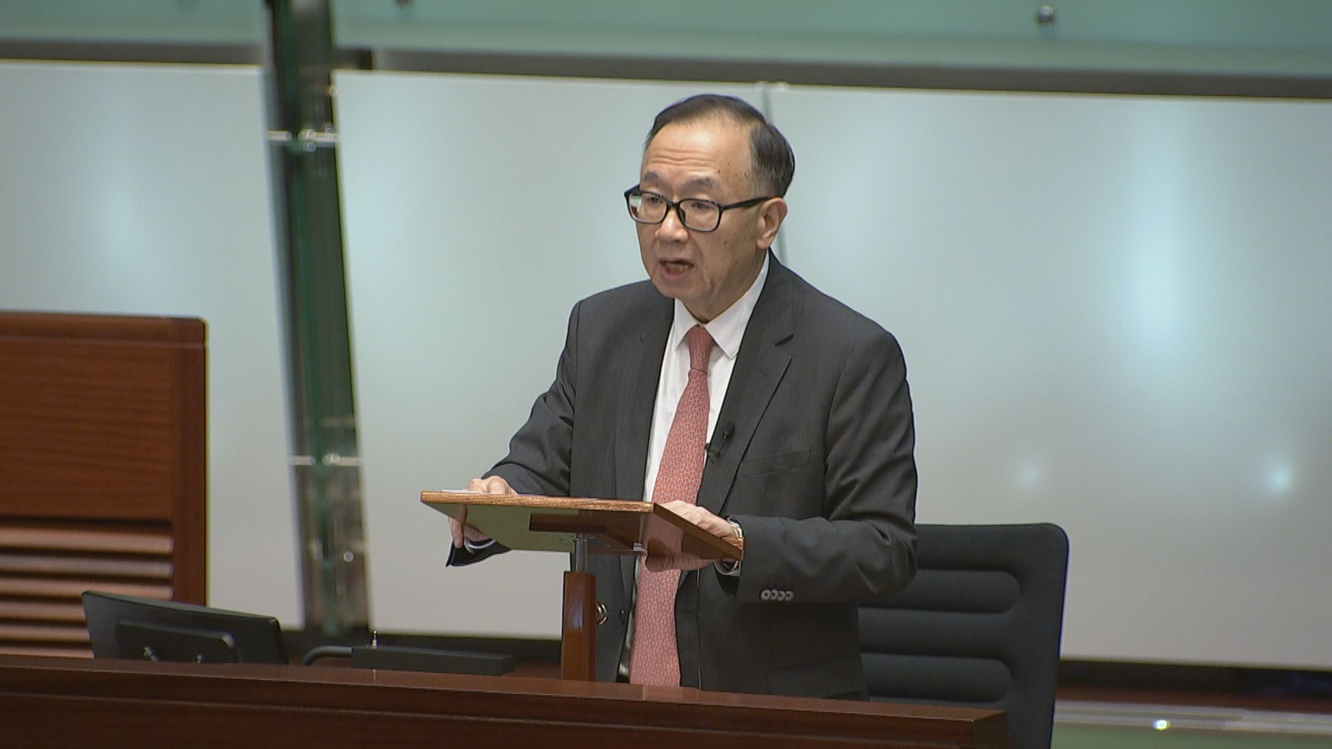 同性伴侶登記｜有議員認為方案平衡各方權益　亦有議員擔心衝擊傳統家庭觀念