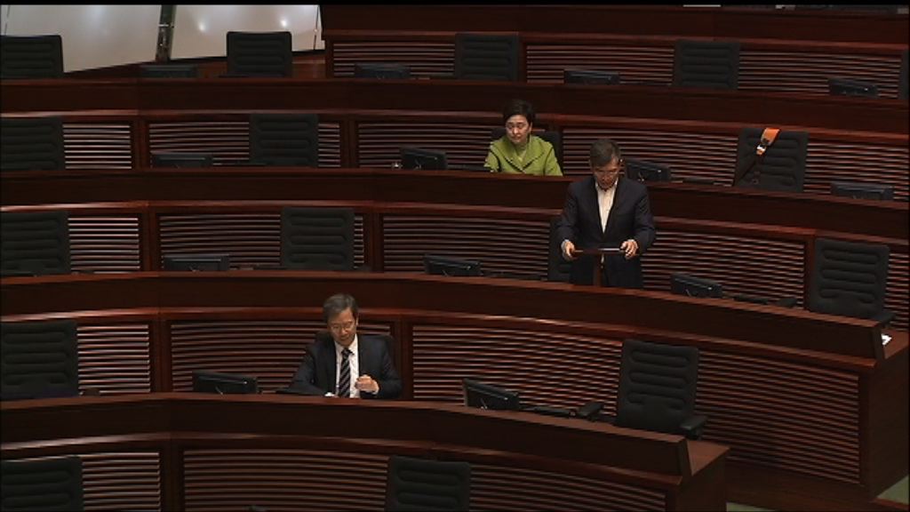 預算案逾二千修訂　民主黨不拉布