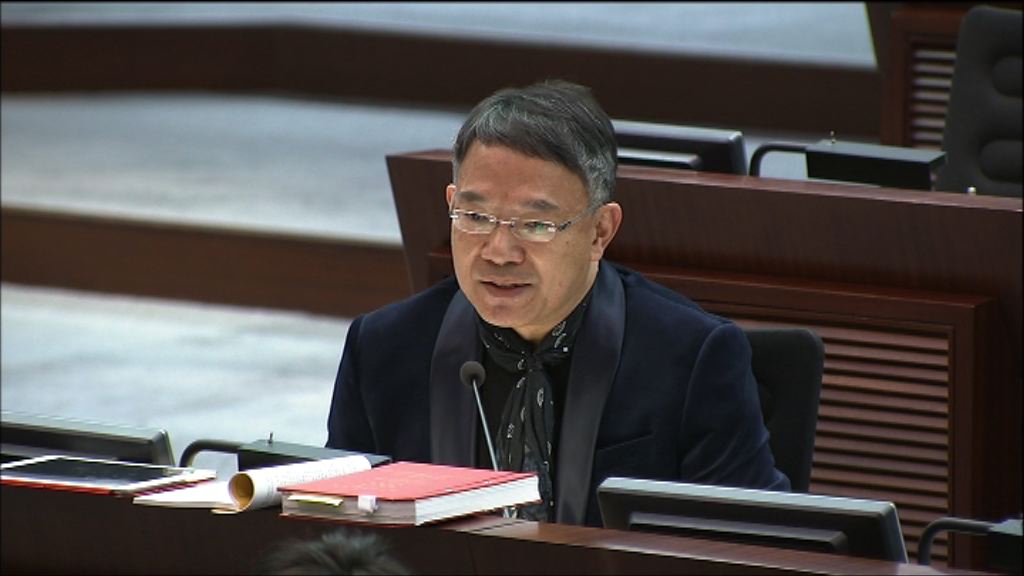 謝偉俊：須嚴肅處理鄭松泰倒插國旗區旗事件