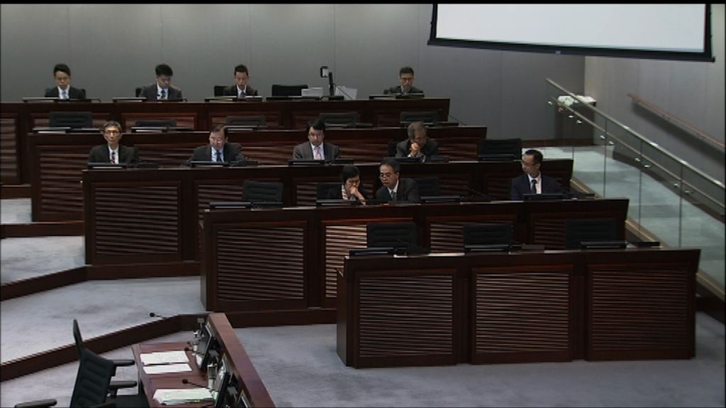 泛民不滿楊偉雄會議中途離開