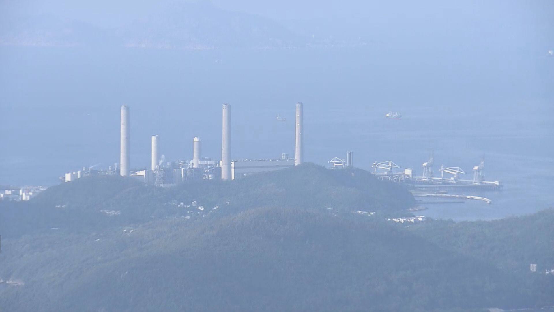 南丫島發電廠運煤機起火 一度傳爆炸聲 暫無人傷