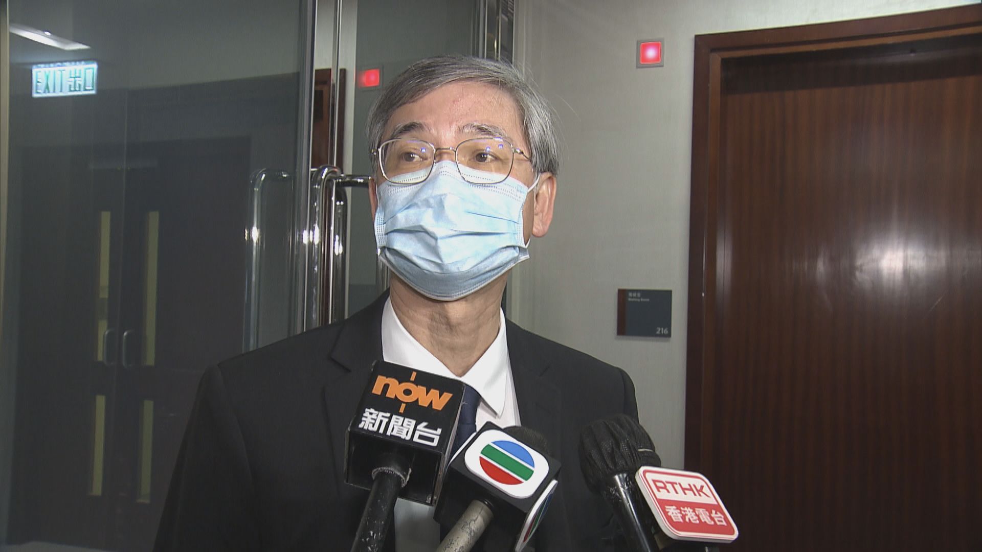 羅致光：密切留意外傭來港工作受影響情況