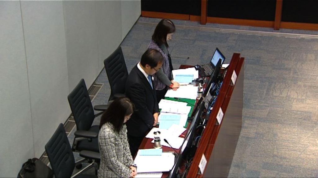 立法會暫停會議為大埔車禍死者默哀