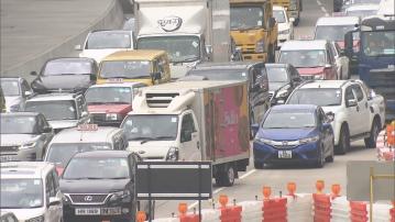 運輸署年中起推出電子車輛牌照及駕駛執照