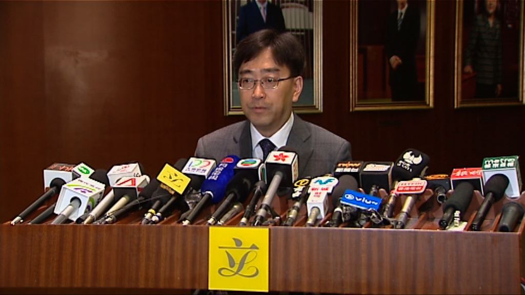 政府研彈性處理捐贈者法定年齡