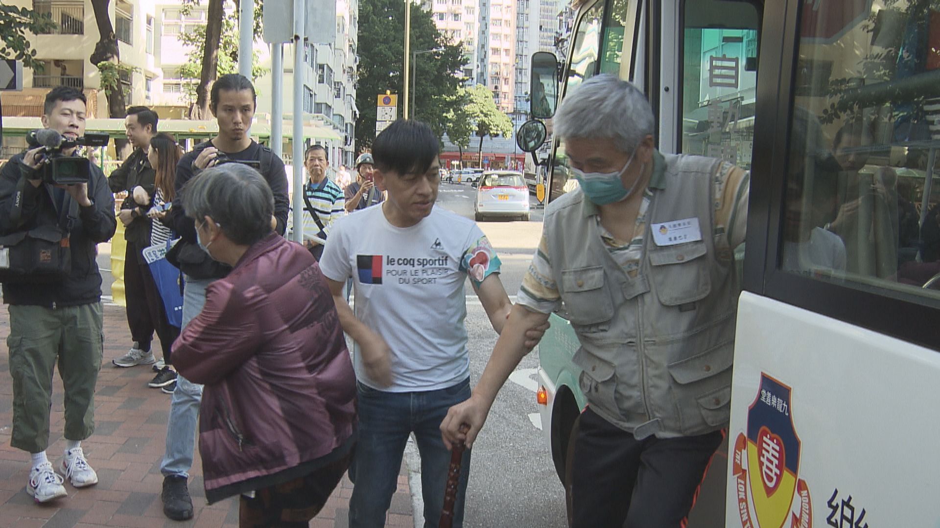 立法會選舉｜勞福局提供兩萬元資助　讓各區長者中心在投票日接送長者投票