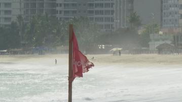 風暴艾瑞克增強為四級颶風