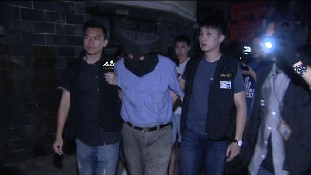 田心村謀殺案疑犯被押至現場調查