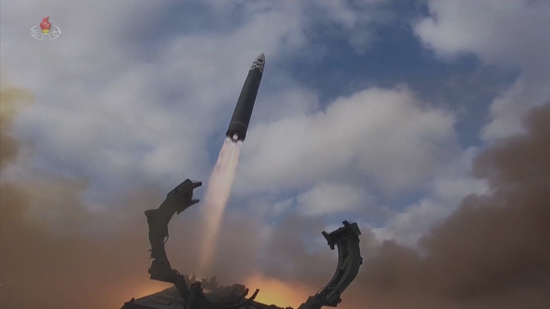 日韓指北韓向東部海域發射三枚短程彈道導彈 