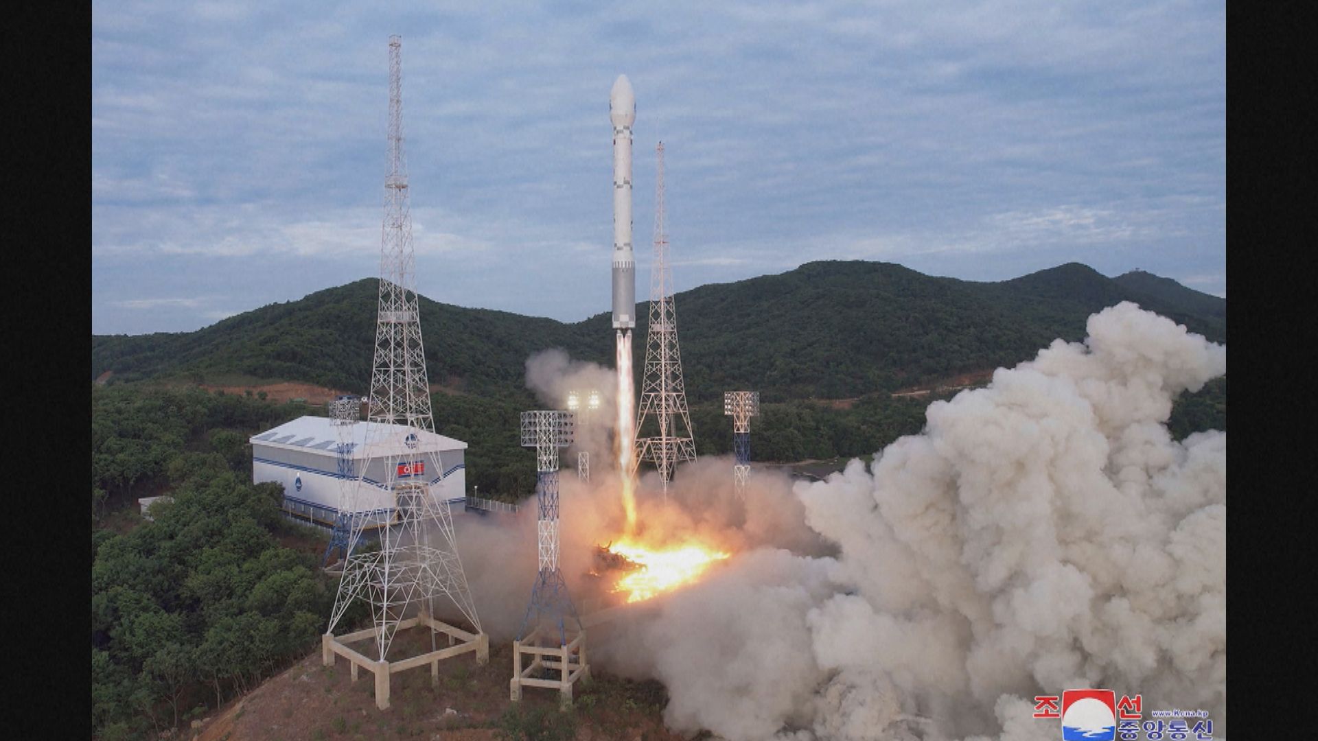 日韓指北韓發射彈道導彈 或為人造衛星