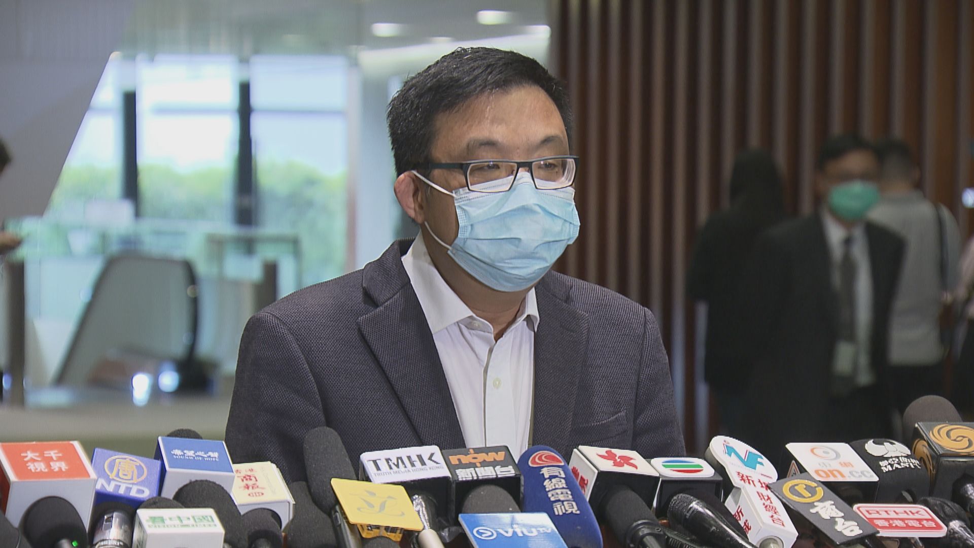 泛民︰換人未回應民意　經民聯︰人事更替屬正常