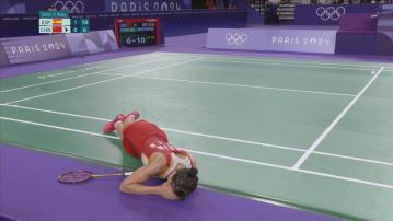 巴黎奧運 羽毛球女單瑪蓮因傷退賽 何冰嬌闖決賽撼安洗瑩