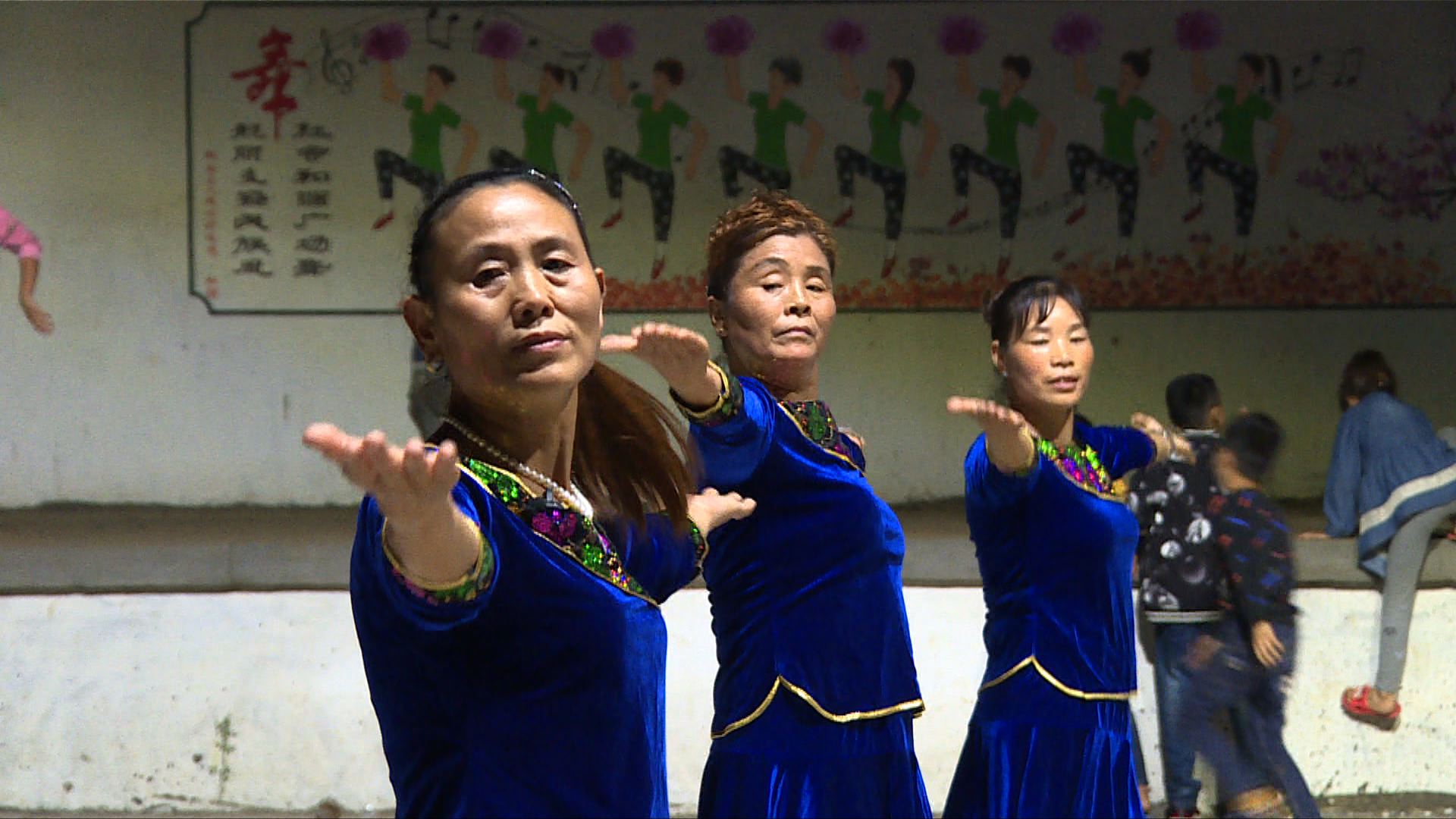 【經緯線本周提要】廣場舞成內地中老年人精神平台