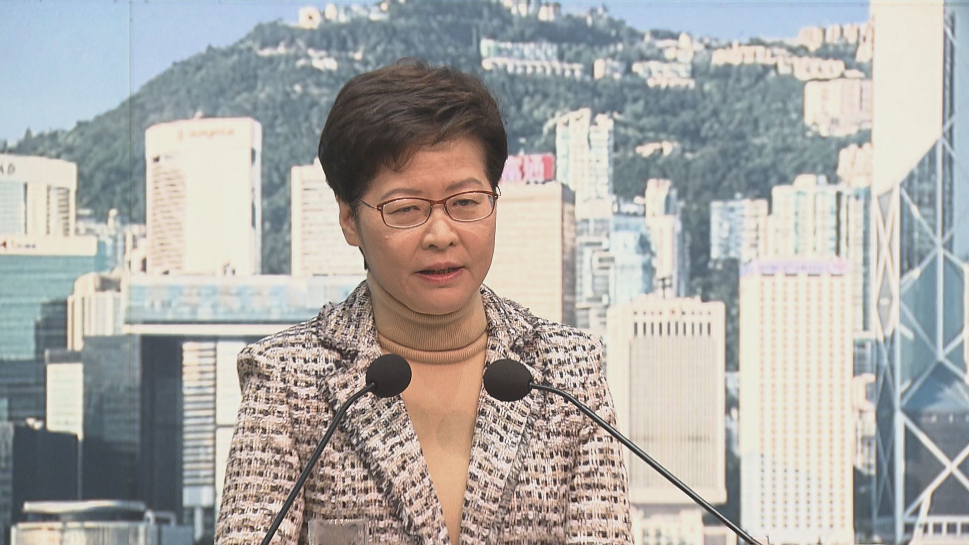 林鄭：農曆年前交代官員出席洪為民生日宴調查　徐英偉休至初四