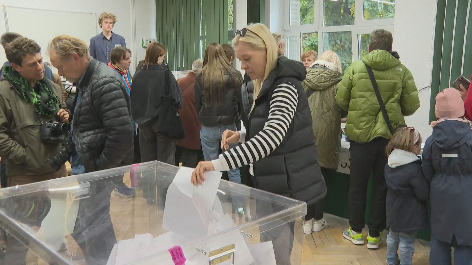 波蘭國會選舉 將決定掌權八年的右翼政府能否繼續執政