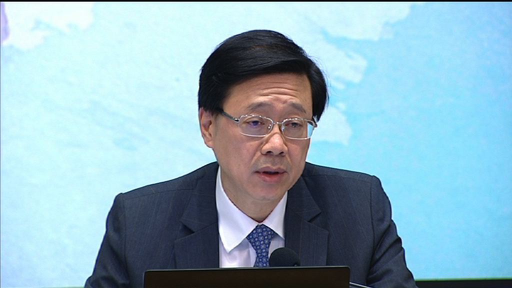 李家超：高鐵車廂內分娩　嬰孩當非港出生