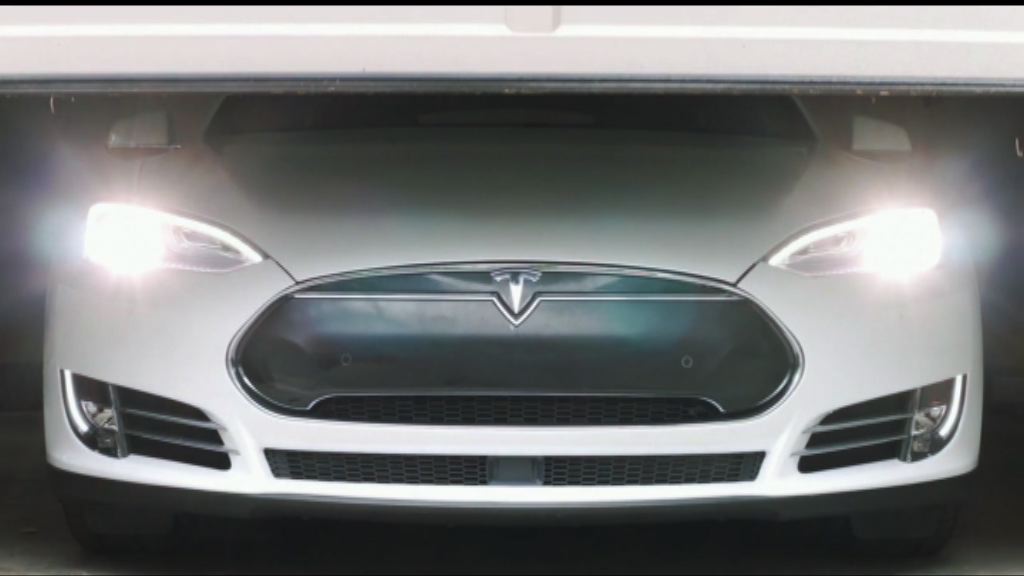 Tesla上季虧損破紀錄
