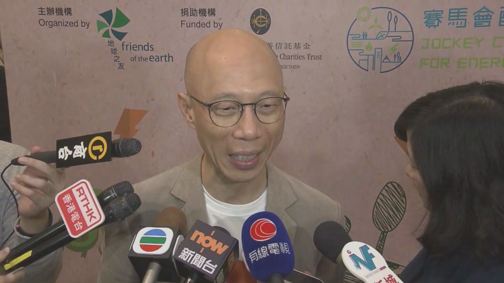 政府下調上網電價　黃錦星：私營界別仍有足夠誘因使用可再生能源