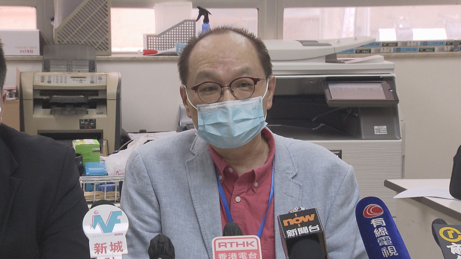 僱傭公會指菲傭正在當地等候發出統一針卡