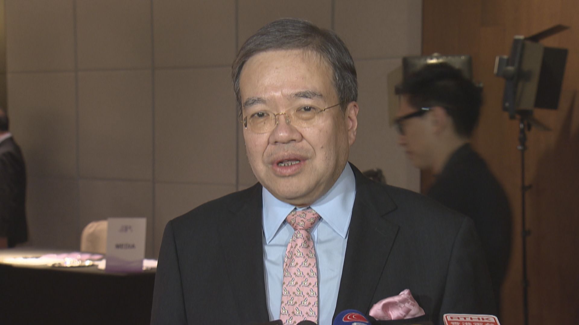 胡定旭：中心檢測量可再提升　中央毋須派人到港支援