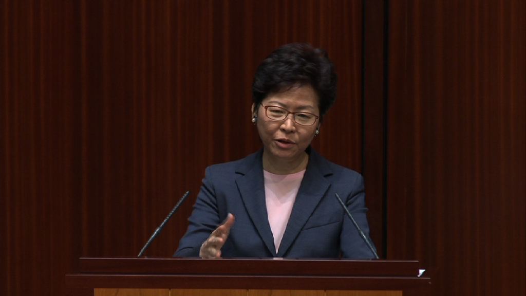 林鄭：願就改善升降機老化作出財政承擔