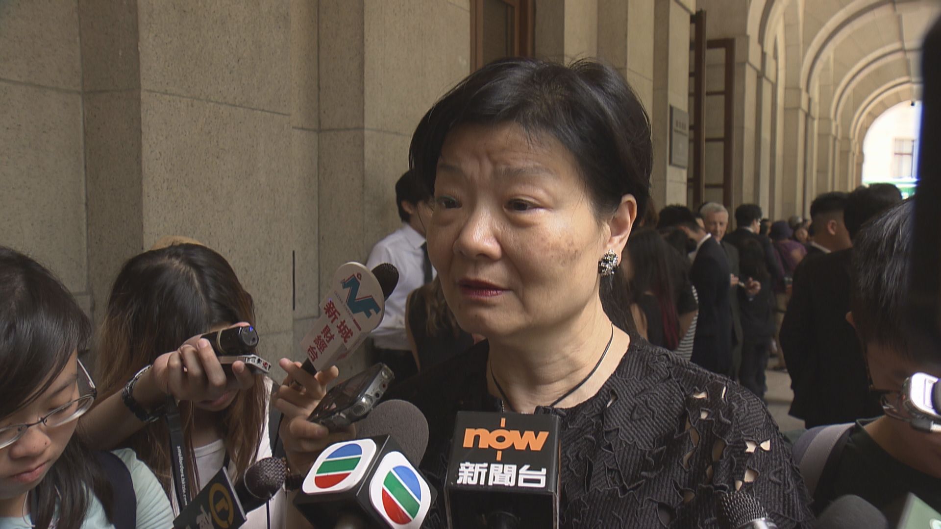 余若薇：若基於訟務表現　獲任資深大狀不應限律政人員