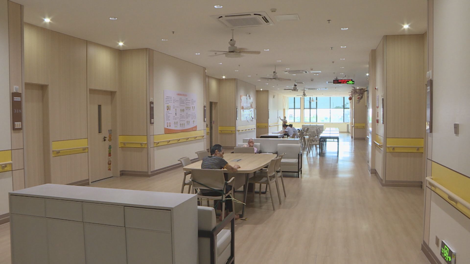 銀髮經濟｜財庫局鼓勵市場推更多儲蓄型保險產品　廠商會指業界可推軟餐食品 