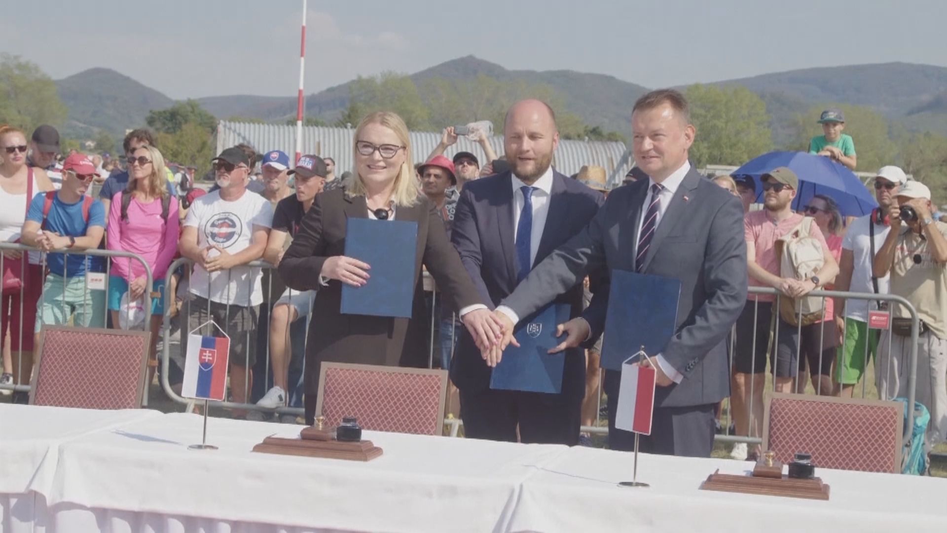 波蘭和捷克與斯洛伐克簽署協議承諾協助守護領空